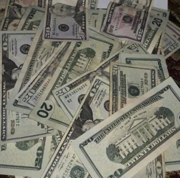 Buy Counterfeit $10, $20, $50, $100 US dollar bills Online
